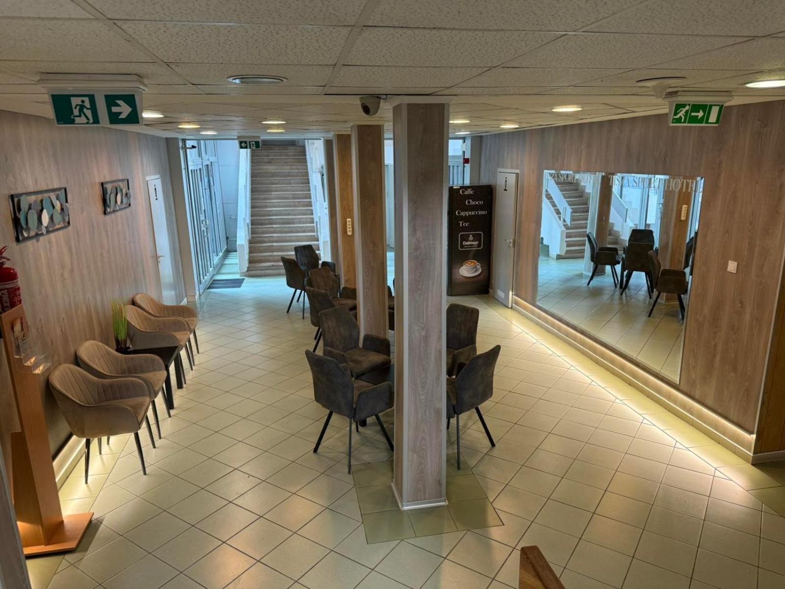 Tisza Sport Hotel Szeged Eksteriør bilde