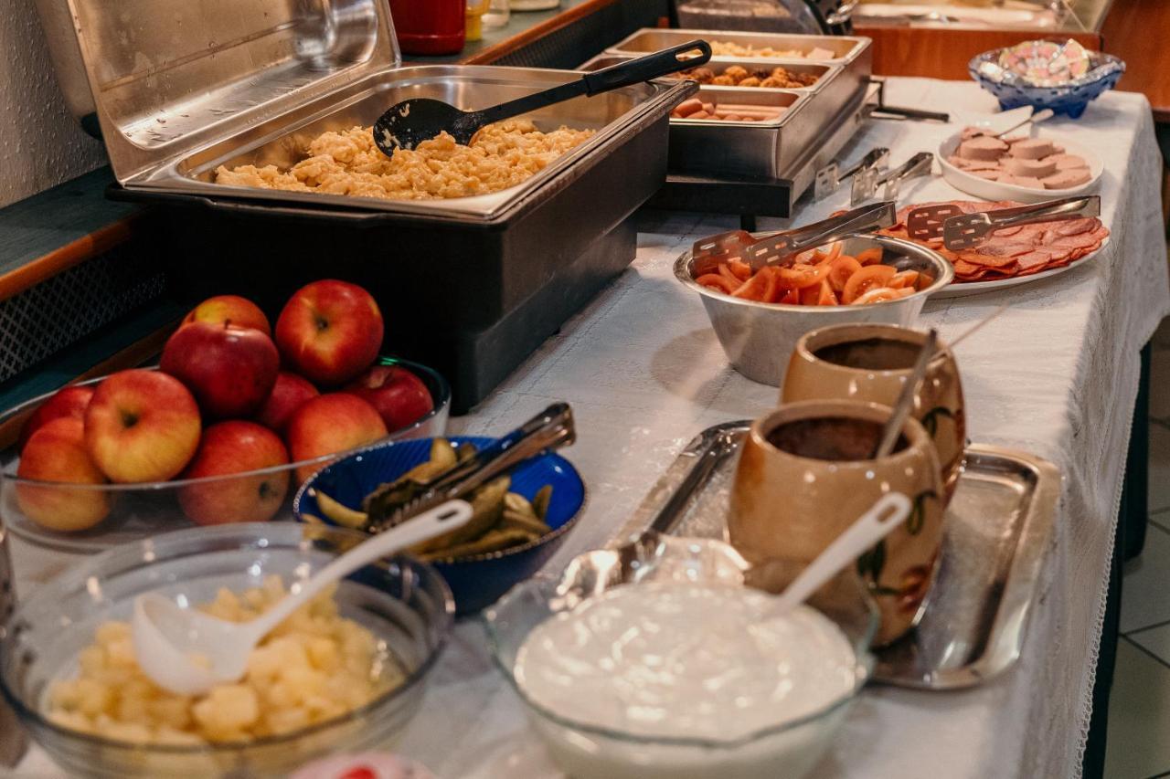 Tisza Sport Hotel Szeged Eksteriør bilde